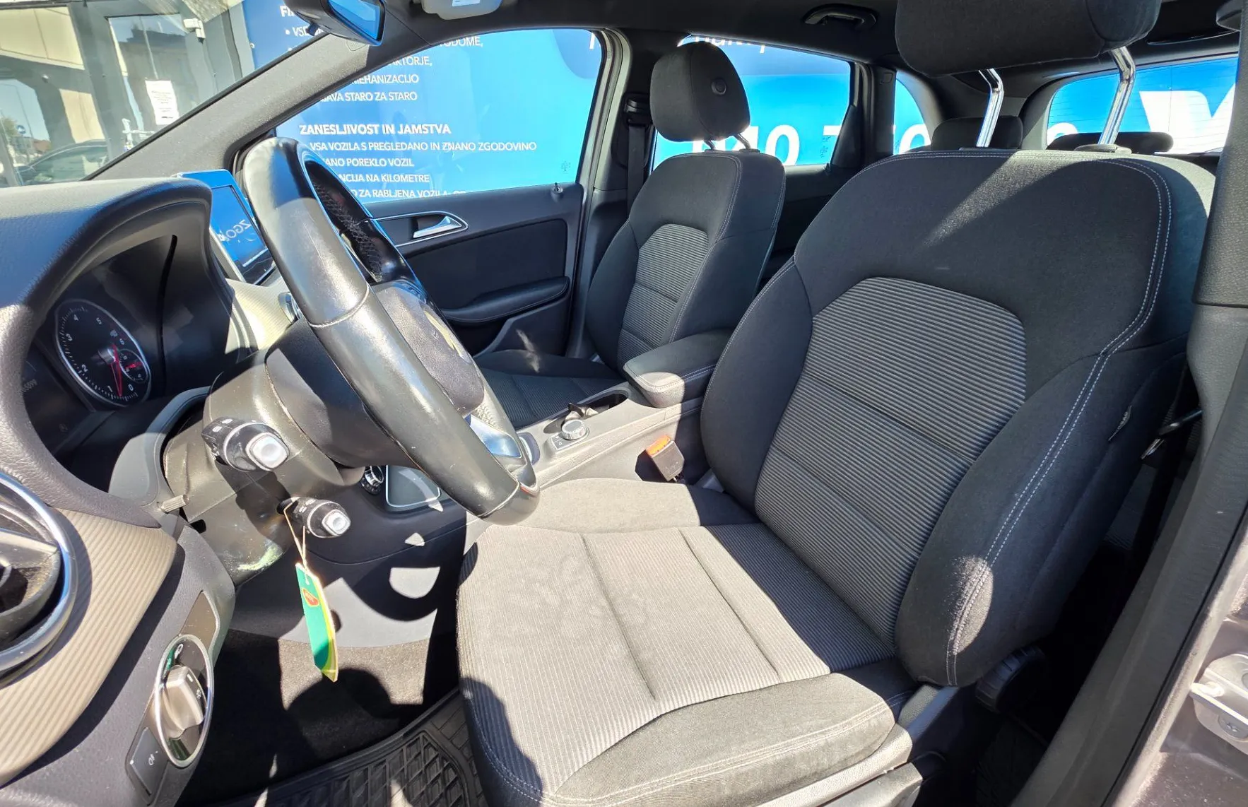 Zunanja slika - Mercedes-Benz B-Razred - B 180 d BlueEFFICIENCY LED - SLOVENSKO POREKLO - 8