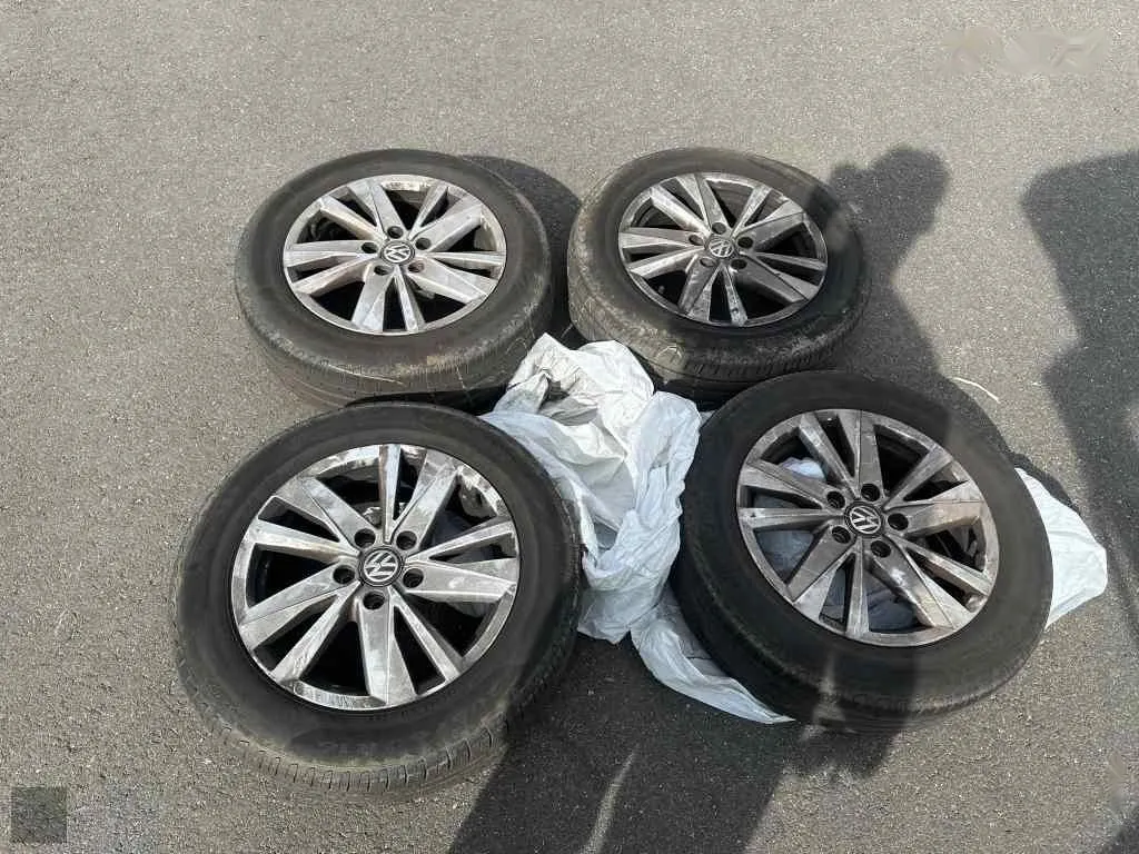 Zunanja slika - Volkswagen Touran - 2.0 TDI DSG.NEMŠKI+4ALU.KAMERA.NAVI.VELUR.ACC.LED - 6