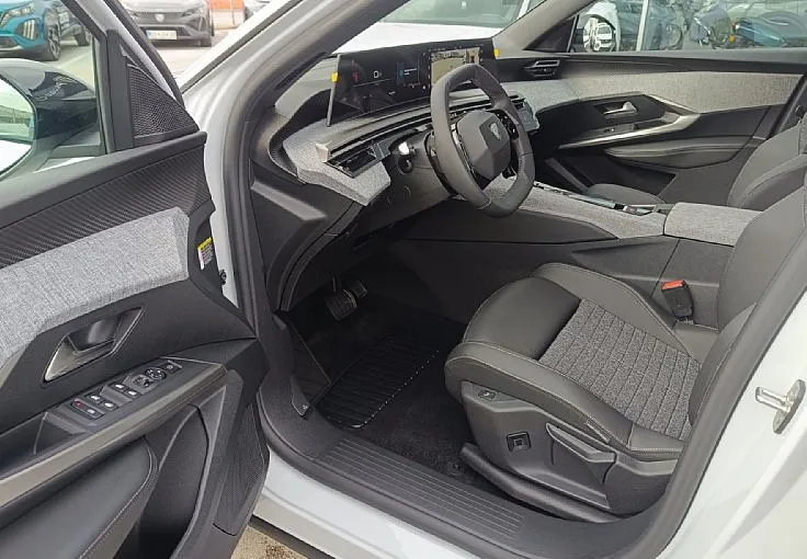 Zunanja slika - Peugeot 3008 - 1.2 MHEV 145 Allure Pack Avt.-ZALOGA - 5