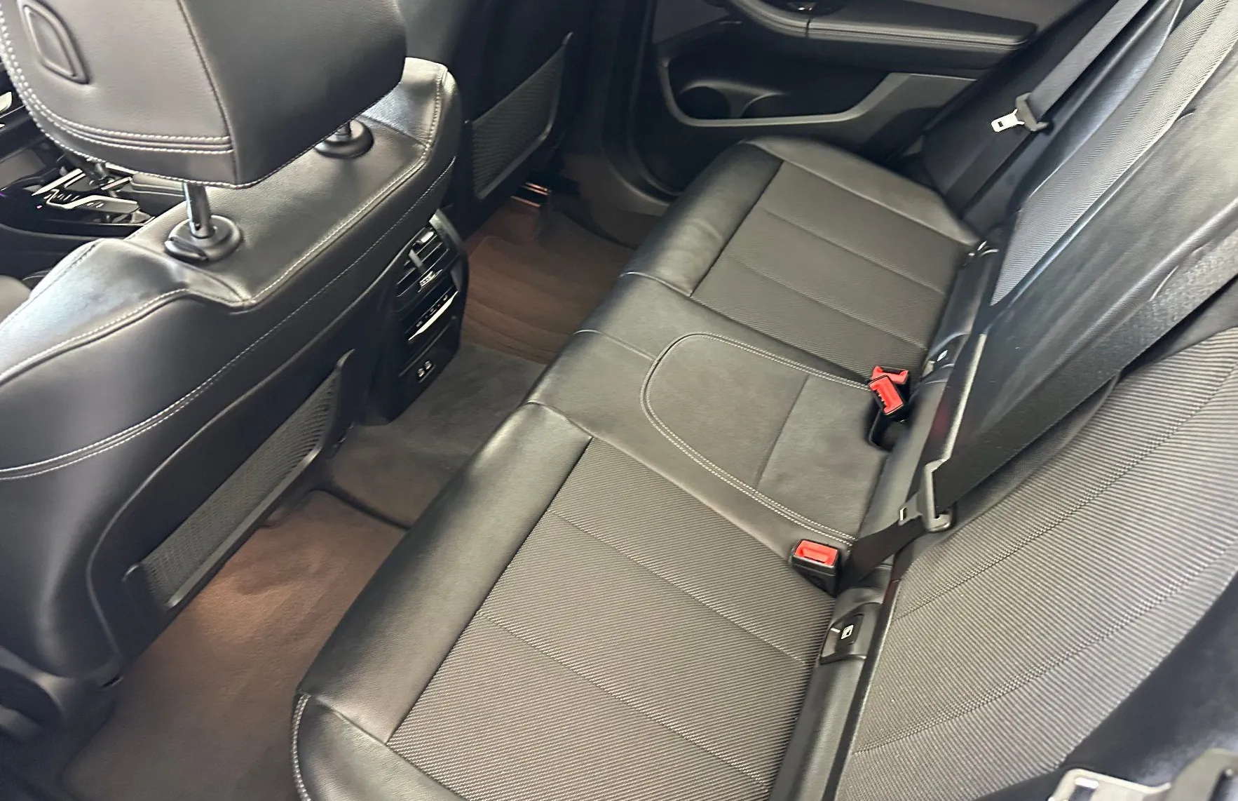 Zunanja slika - BMW X3 - serija : xDrive 20d Luxury Line Avt.USNJE.KAMERA.PANORAMA - 5