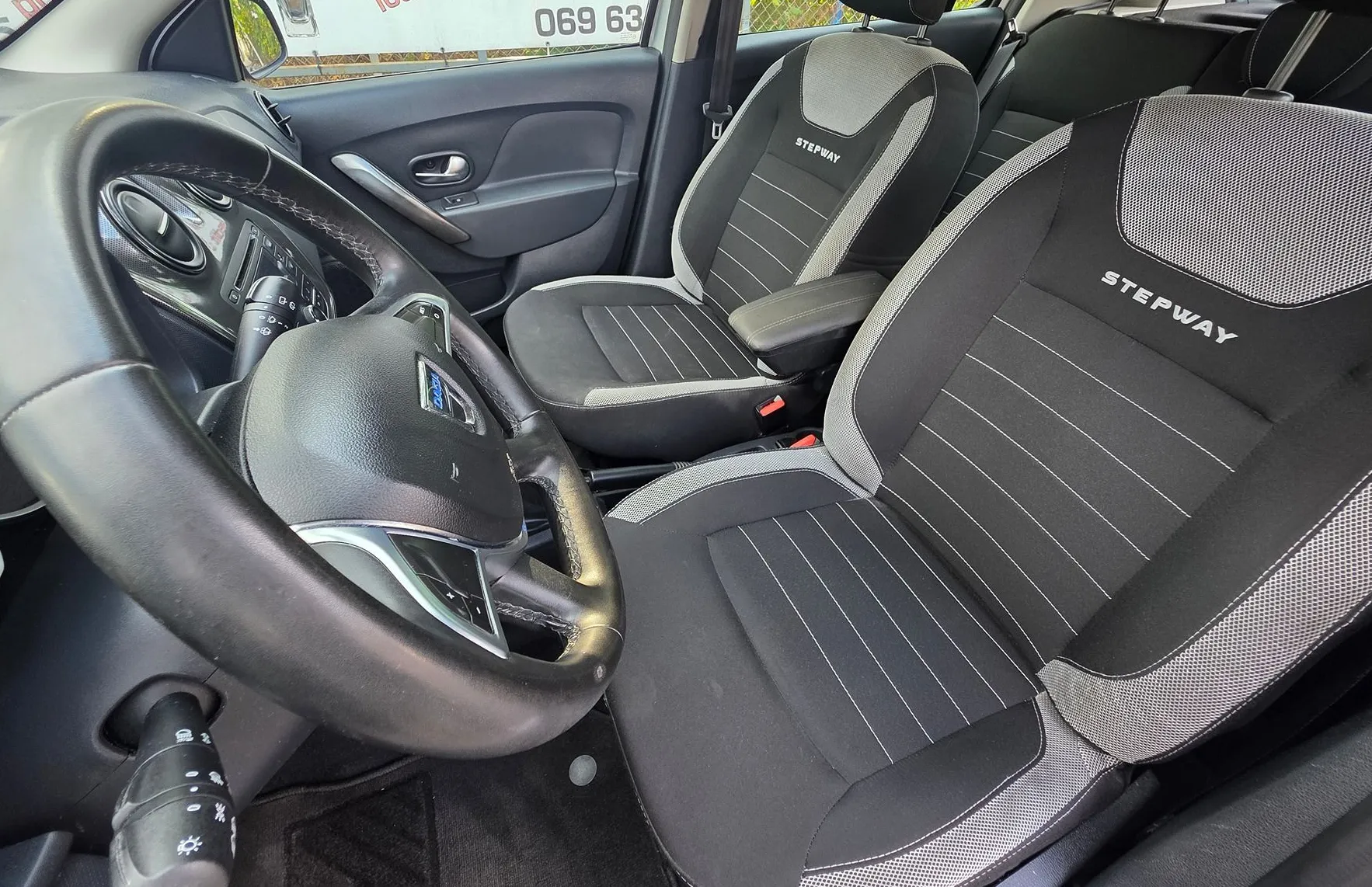 Zunanja slika - Dacia Sandero - Stepway 0.9 TCe KLIMA-PDC-1.LASTNIK-SLOVENSKA - 12