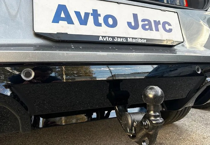Zunanja slika - Volkswagen T-Roc - 1.5 eTSI R-Line DSG-SLO-VLEČNA KLJUKA - 11