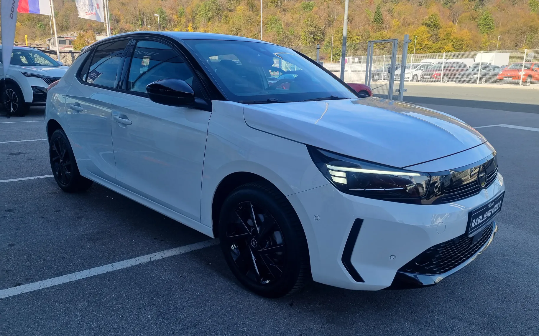 Zunanja slika - Opel Corsa - 1.2 Turbo Avtomatik - SAMO 12.199km - TOP OPREMA - 3