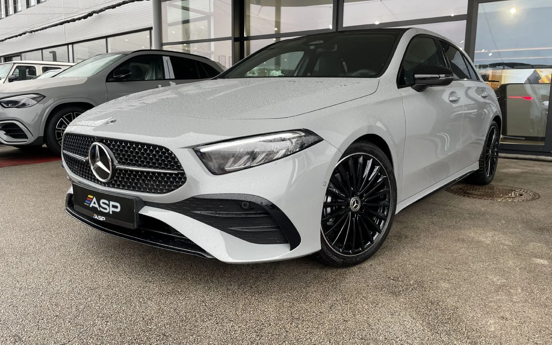 Zunanja slika - Mercedes-Benz A-Razred - 180 AMG Edition - 2