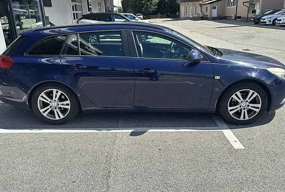 Zunanja slika - Opel Insignia - SportsTourer 2.0CDTI Cosmo.navigacija.gret.sedezev - 3