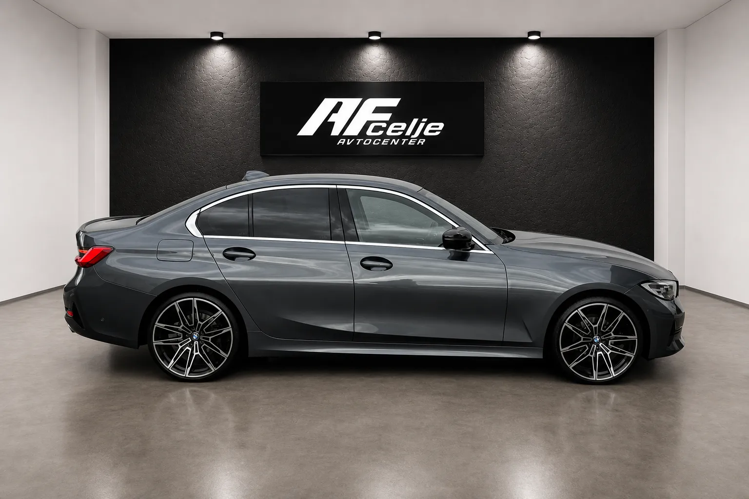 Zunanja slika - BMW serija 3: - 318d-AUT-VIRTUAL-176.000km-LIZING ZA TUJCE-FUL L.. - 4