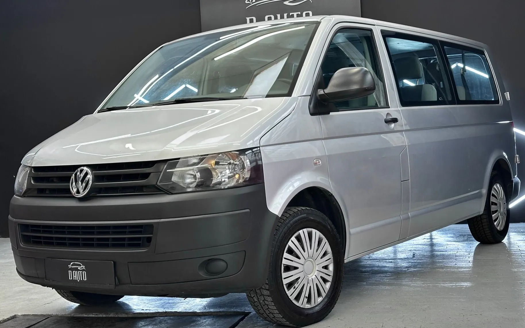 Zunanja slika - Volkswagen Transporter - 2.0 TDI 9 SEDEŽEV... - 1