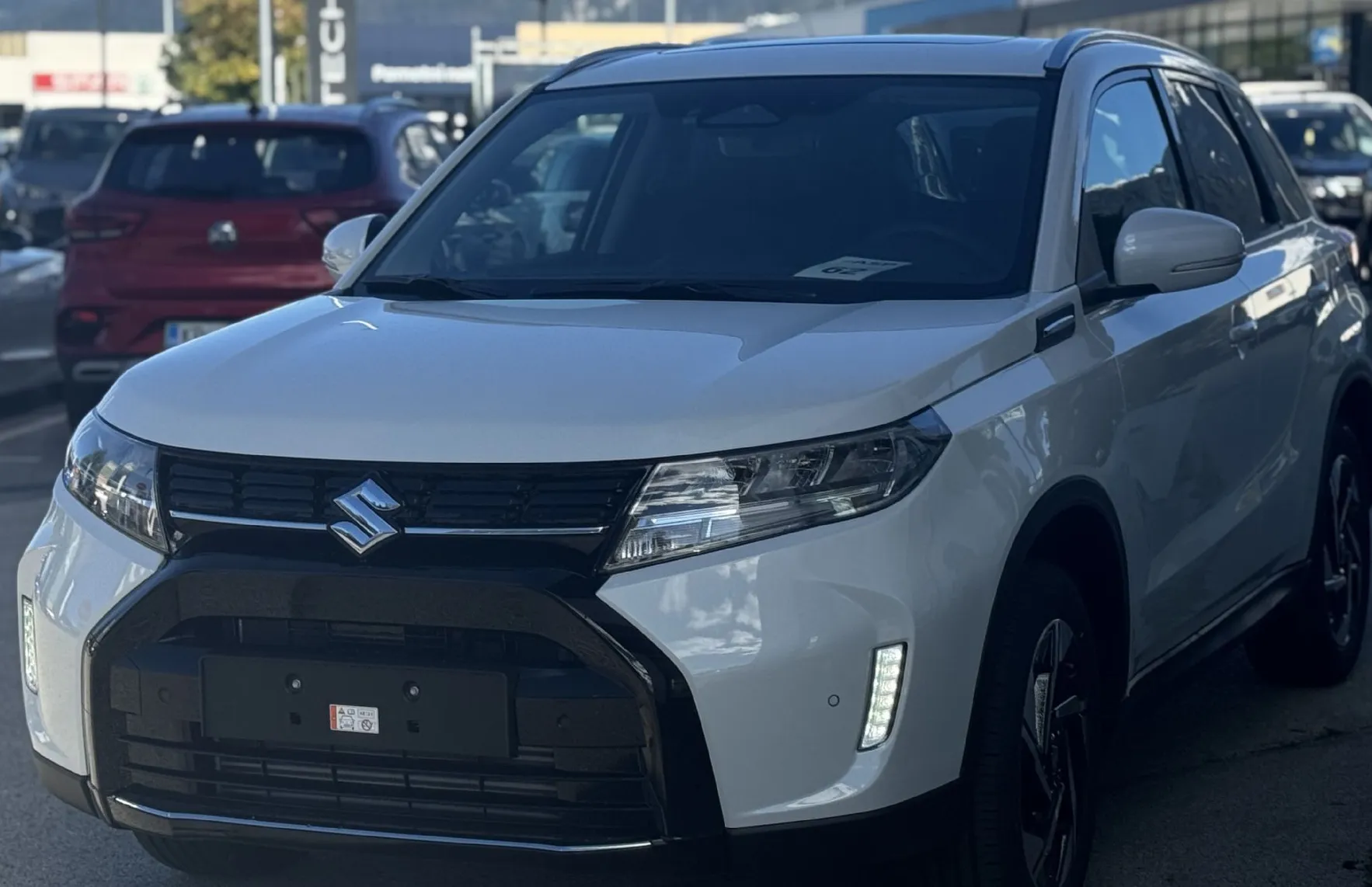 Zunanja slika - Suzuki Vitara - 1.4 Boosterjet AllGrip Hibrid Elegance - 3