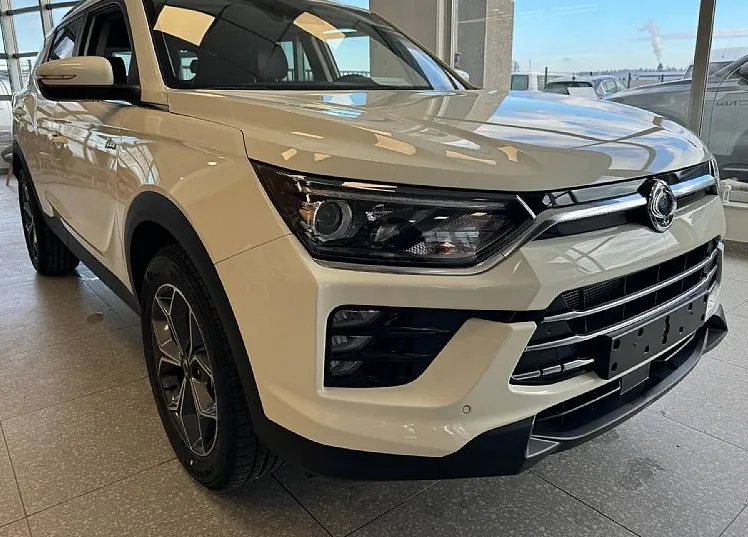 Zunanja slika - SsangYong Korando - 1.5 T-GDI Premium 4WD A T - 2