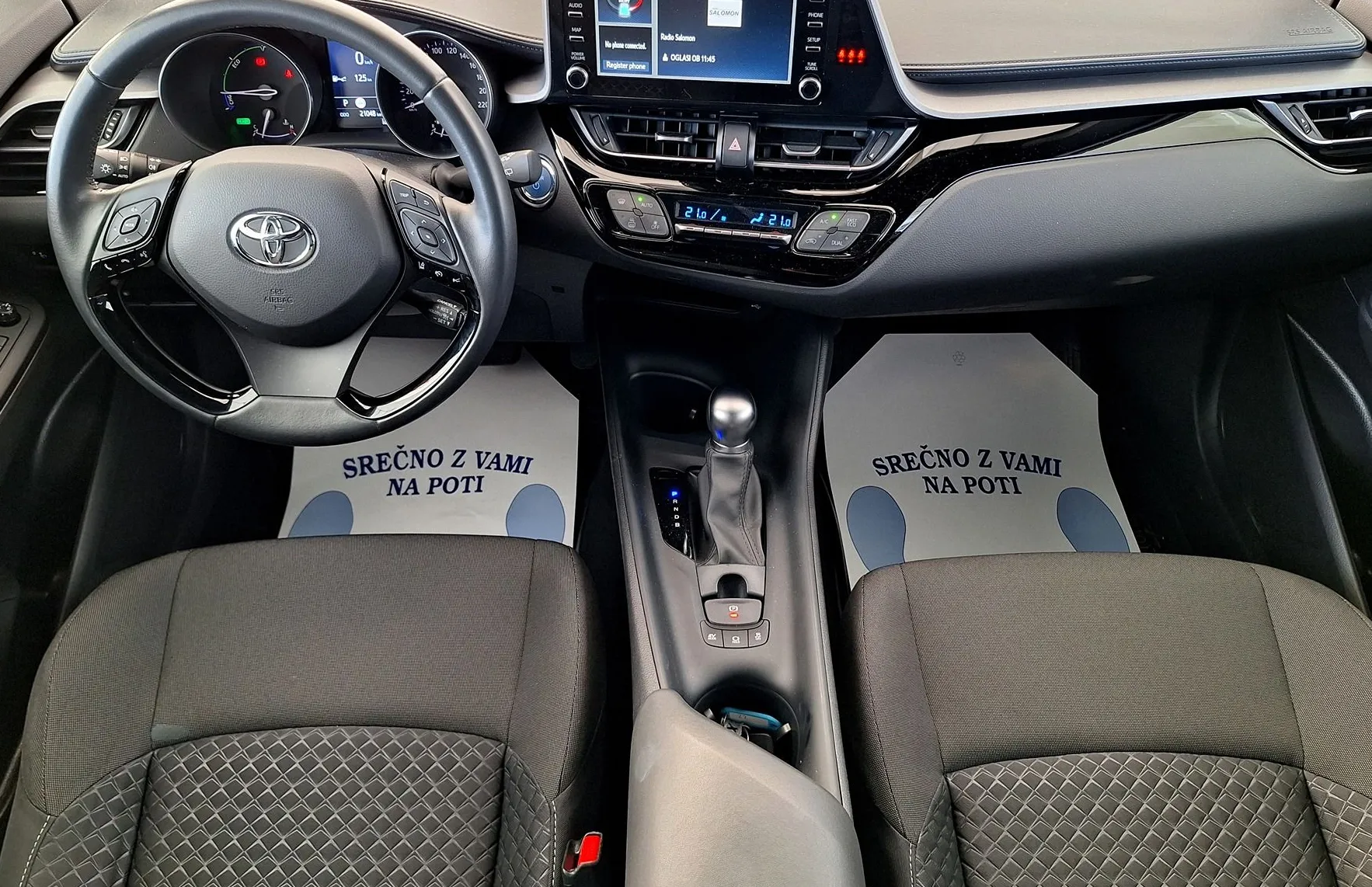 Zunanja slika - Toyota C-HR - 1.8 Hybrid C-ENTER Smart Bi-Tone - 13