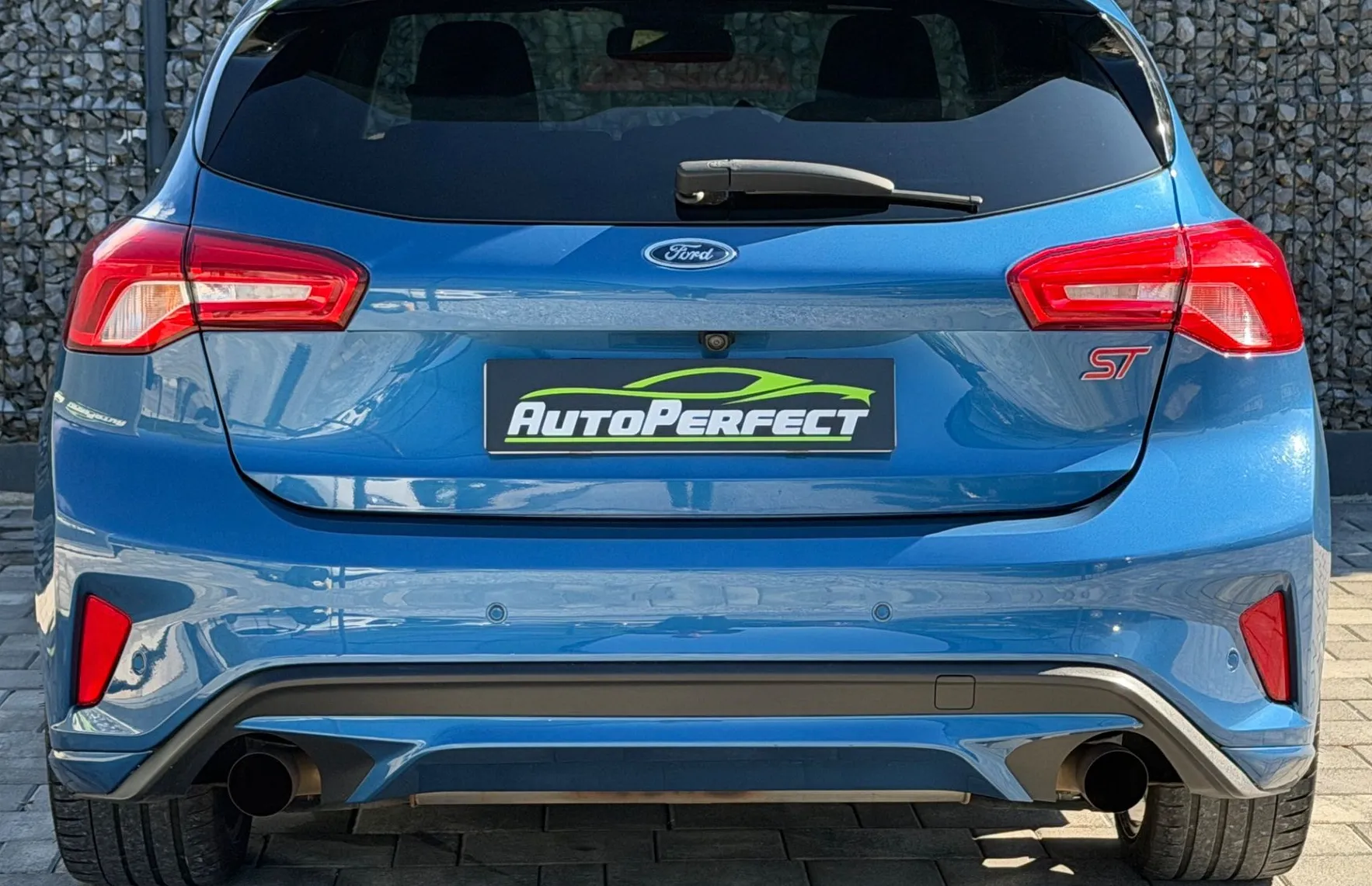 Zunanja slika - Ford Focus - 2.3 EcoBoost ST |RECARO|KAM|NAVI|GR. SED.| - 5