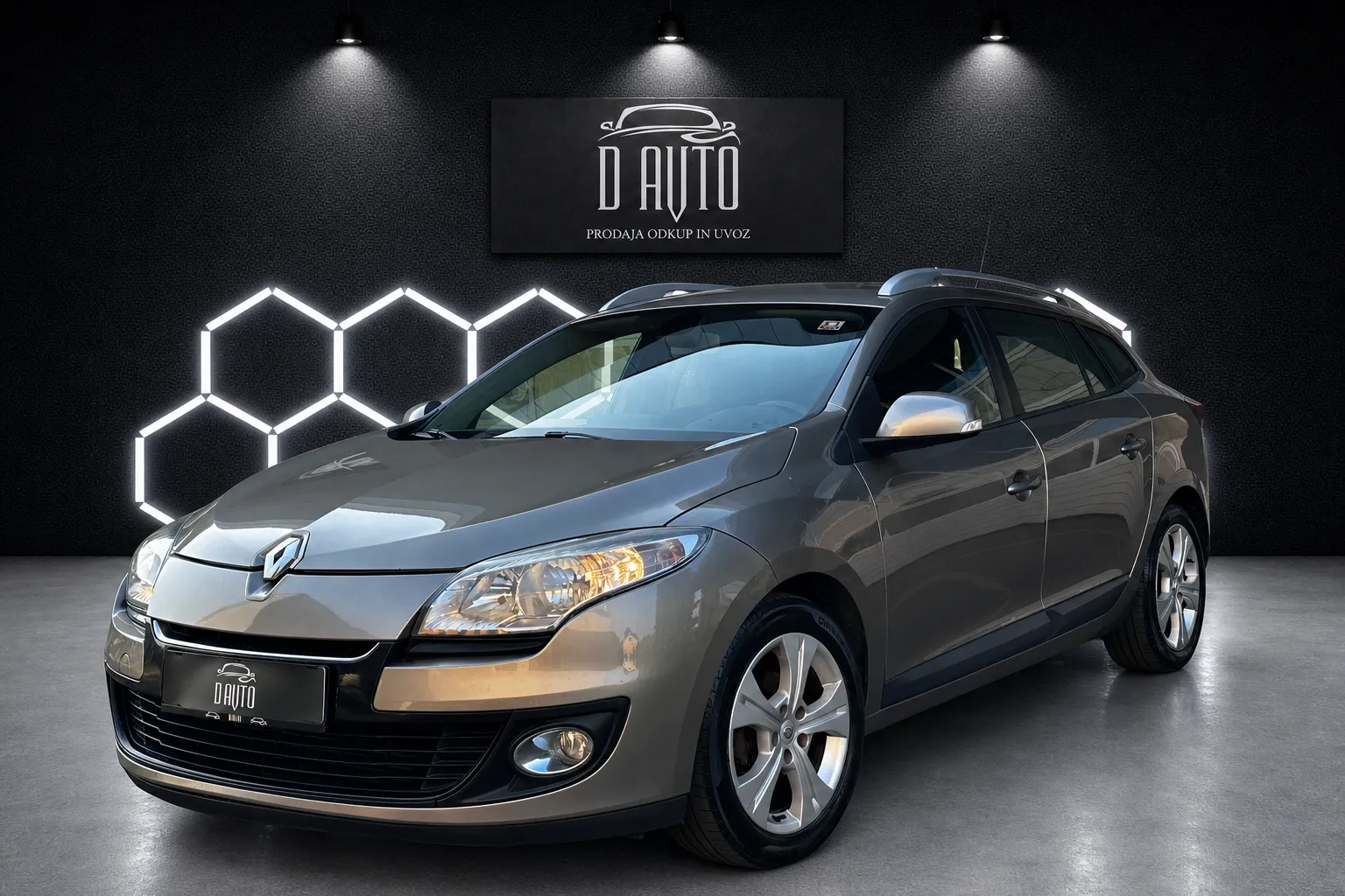 Zunanja slika - Renault Megane - Grandtour 1.5 dCi NAVI+TEMPOMAT+PDC... - 1