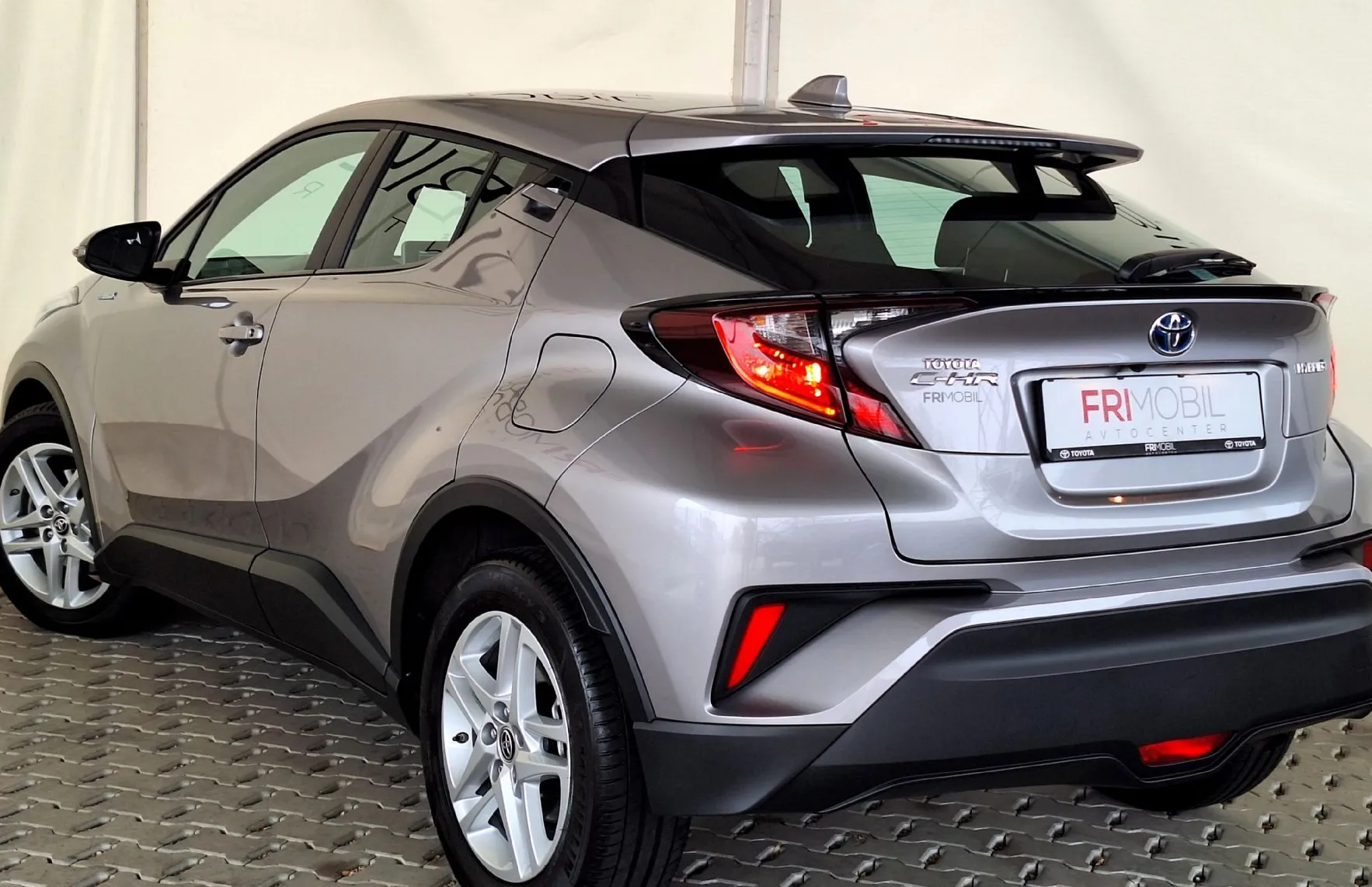 Zunanja slika - Toyota C-HR - Hybrid 1.8 C-ENTER E-CVT MY22 - 4