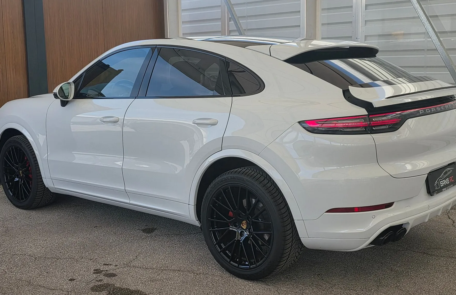 Zunanja slika - Porsche Cayenne - Coupe 3.0 V6 - CHRONO - PANO - BOSE - KLJUKA - 360 KAM - 3