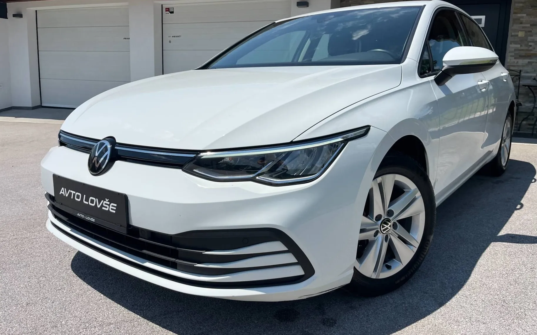 Zunanja slika - Volkswagen Golf - 2.0 TDI BMT -1 LASTNIK-LED-ALU-KAM-ODLIČEN... - 1