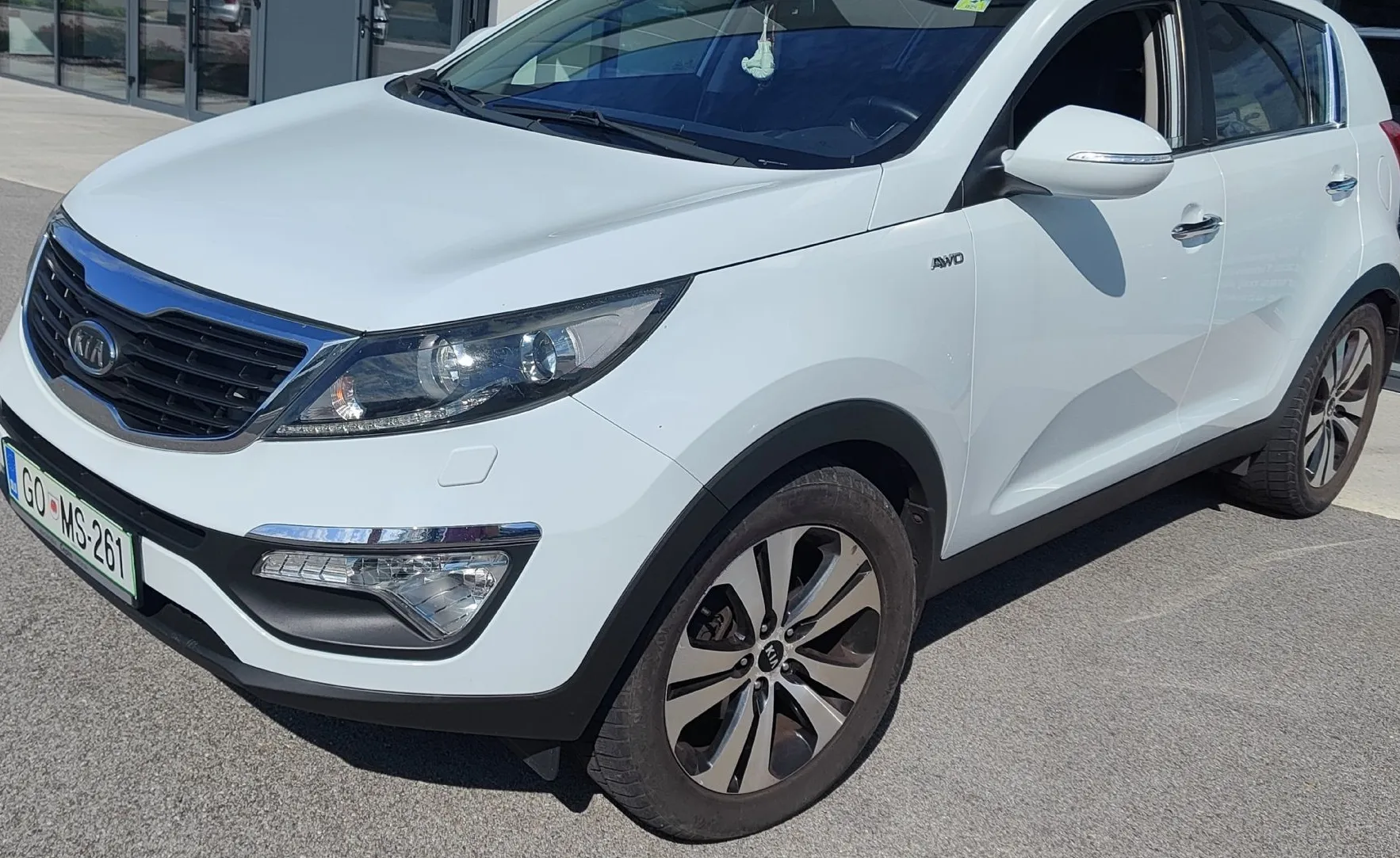 Zunanja slika - KIA Sportage - 2.0 dizel CRDi 135kW Style AWD SLO-VOZILO - 10
