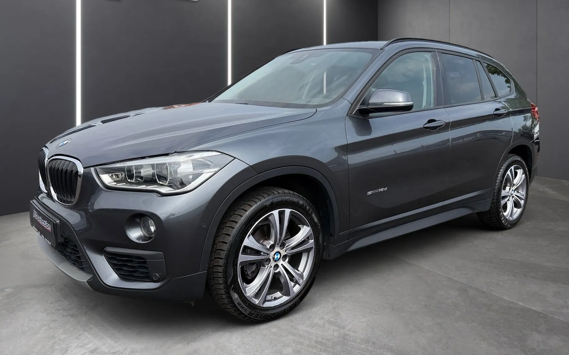 Zunanja slika - BMW serija X1: - sDrive18d Advantage-LED-PDC-NAVI-Ogrevana sedeža.. - 1