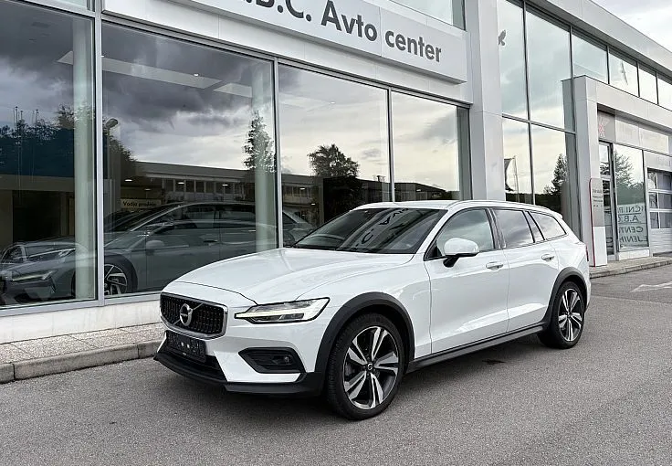 Zunanja slika - Volvo V60 Cross Country - D4 AWD AUT Cross Country Pro - 1