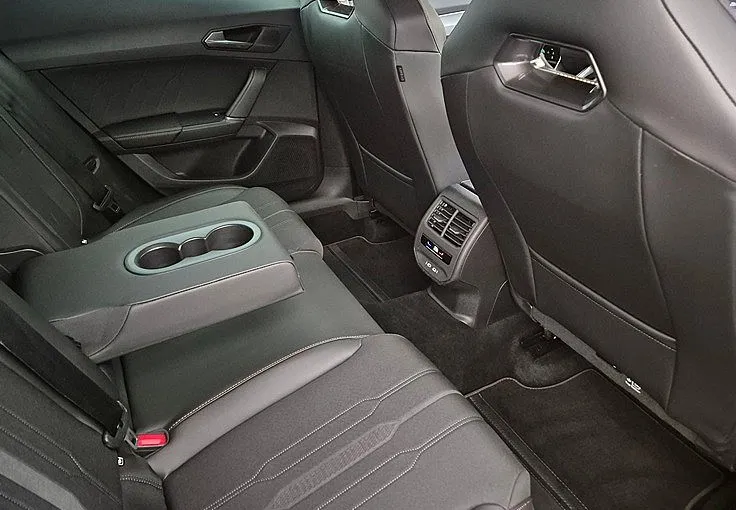 Zunanja slika - Cupra Formentor - 4Drive 2.0 TDI DSG 19COL-ACC-360°KAM-ŠP.SEDEŽI - 9