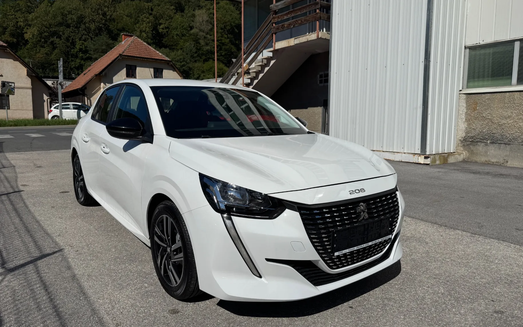 Zunanja slika - Peugeot 208 - 1,2 PURETECH100 5P - ACTIVE - 3