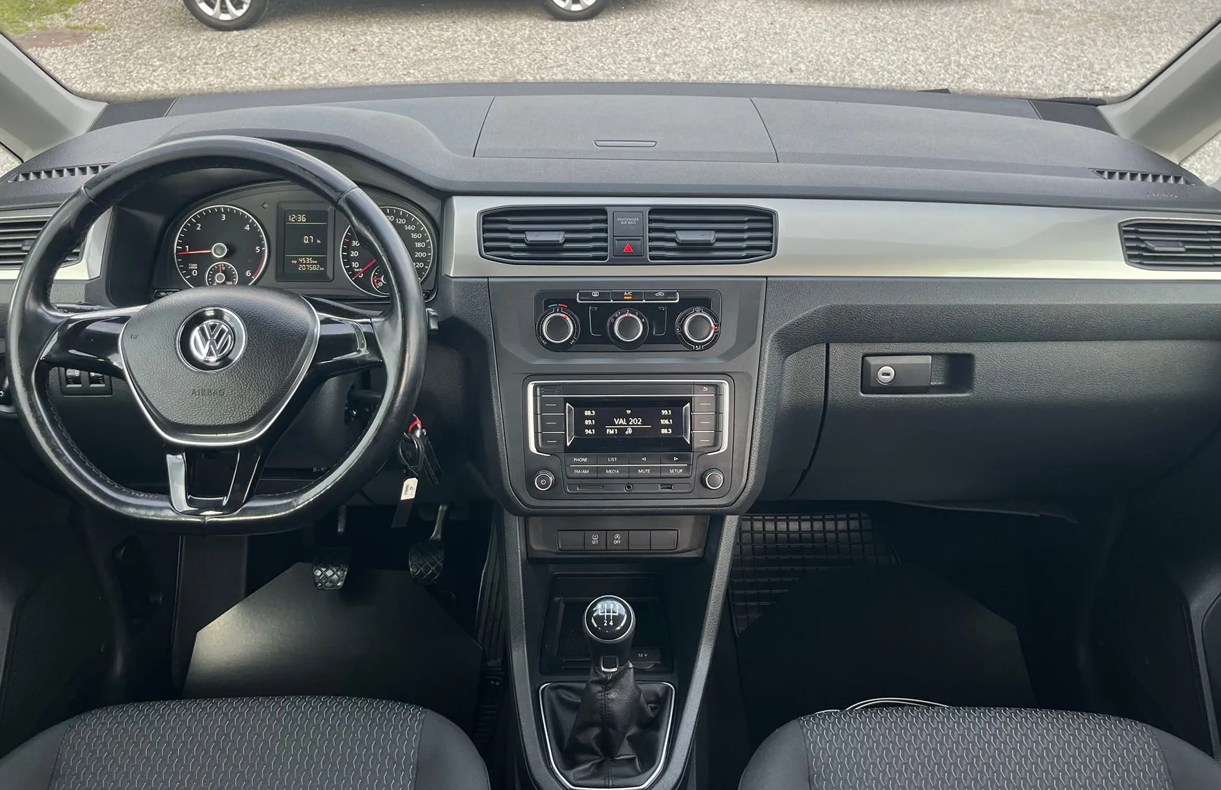 Zunanja slika - VW Caddy - 2.0 TDI 2X DRSNA-PDC-TEMPO.-SLO-OPRAVLJEN SERVIS - 10