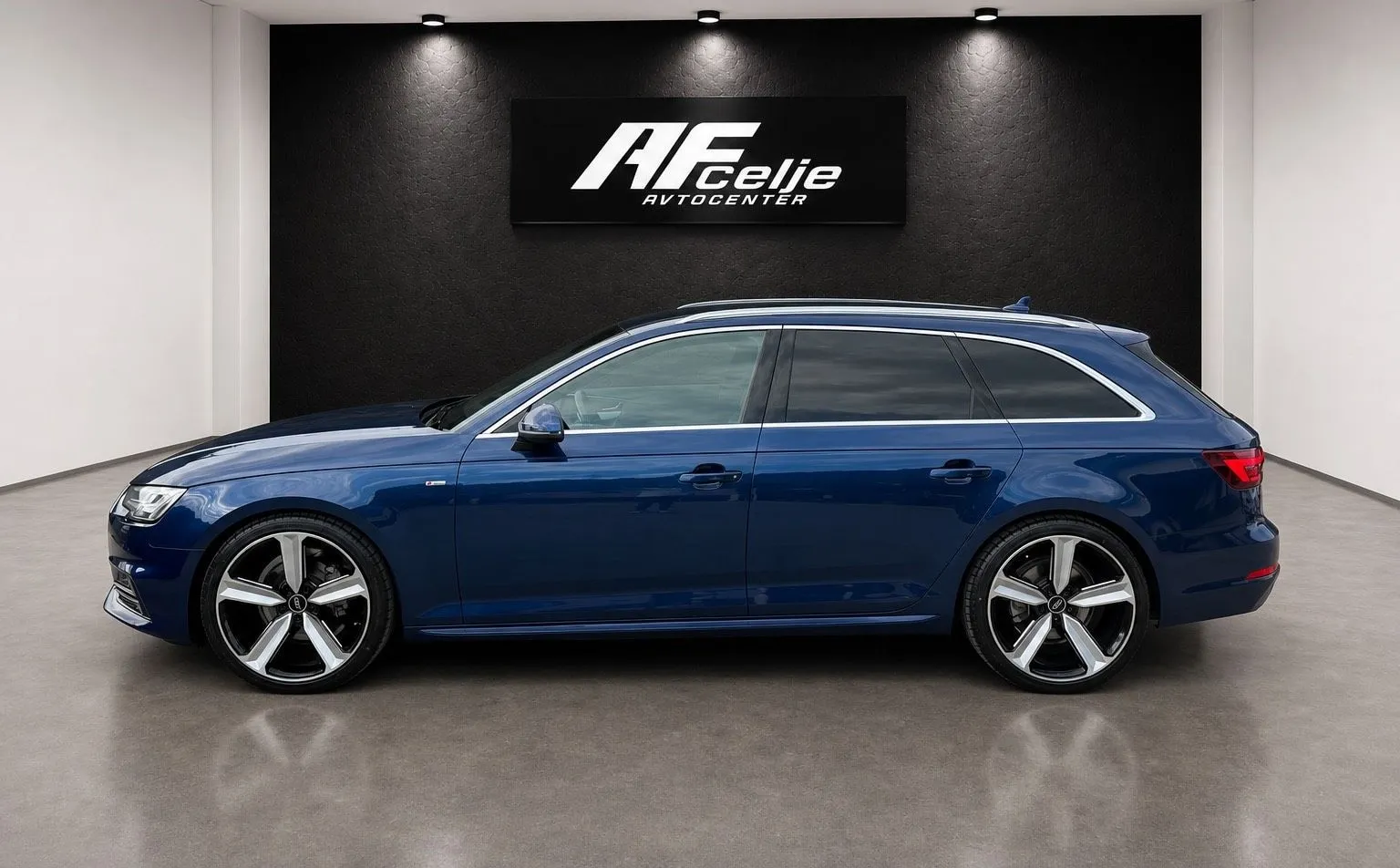 Zunanja slika - Audi A4 Avant - 2.0 TDI - 6