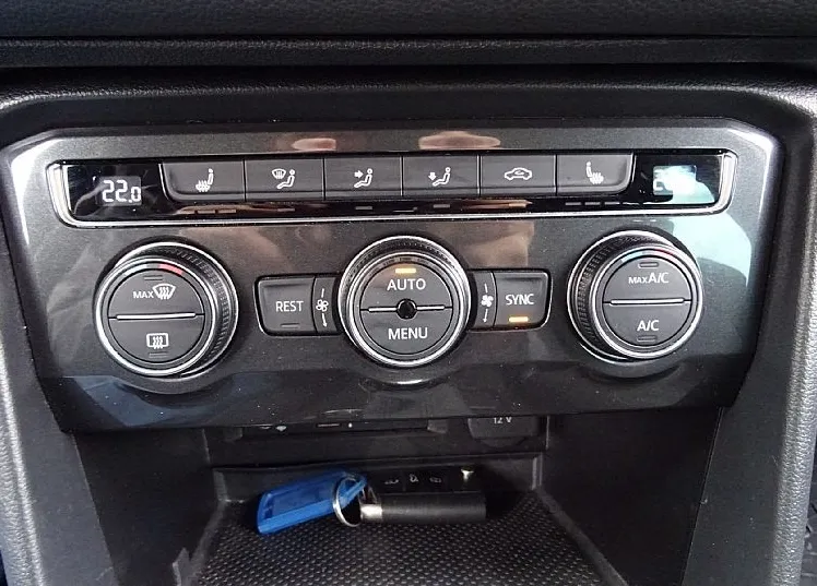 Zunanja slika - VW Tiguan - 2.0 TDI DSG 4MOT Highline 240KM - SLO - - 17