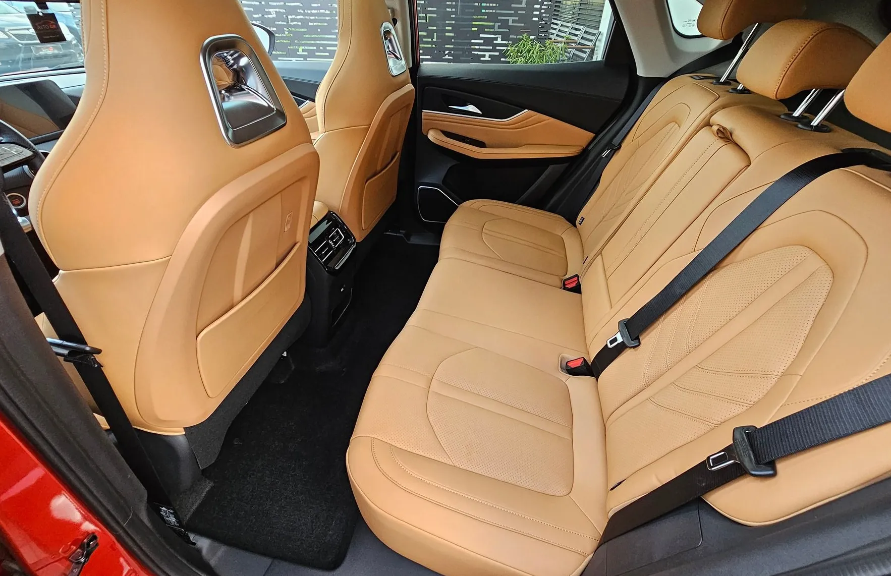 Zunanja slika - Forthing Forthing T5 EVO - T5 Evo my 2025-ADAS+1.5 T-GDI 7DCT-DAB-SLO MENI - 4