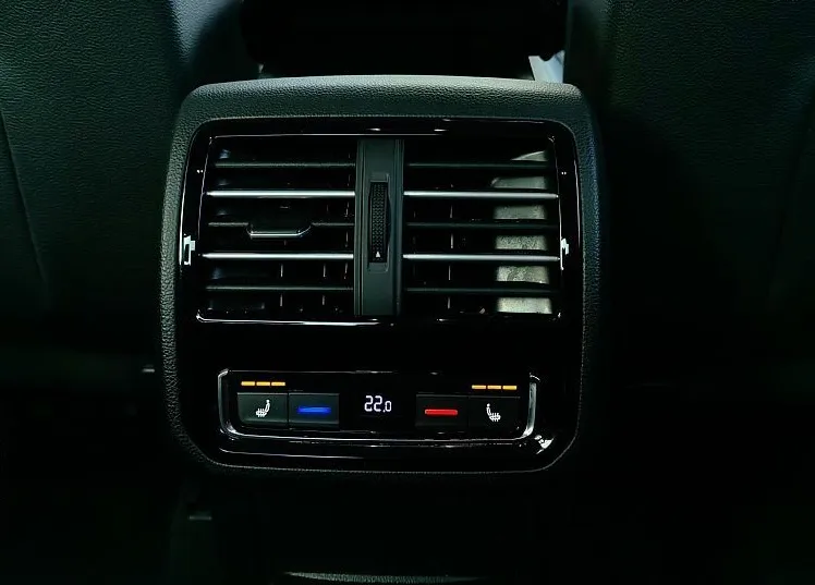 Zunanja slika - Volkswagen Passat - LIMUZ-2.0TDI-150KM-HIGHLINE-VIRTUAL-KAMERA-ACC-17C - 20
