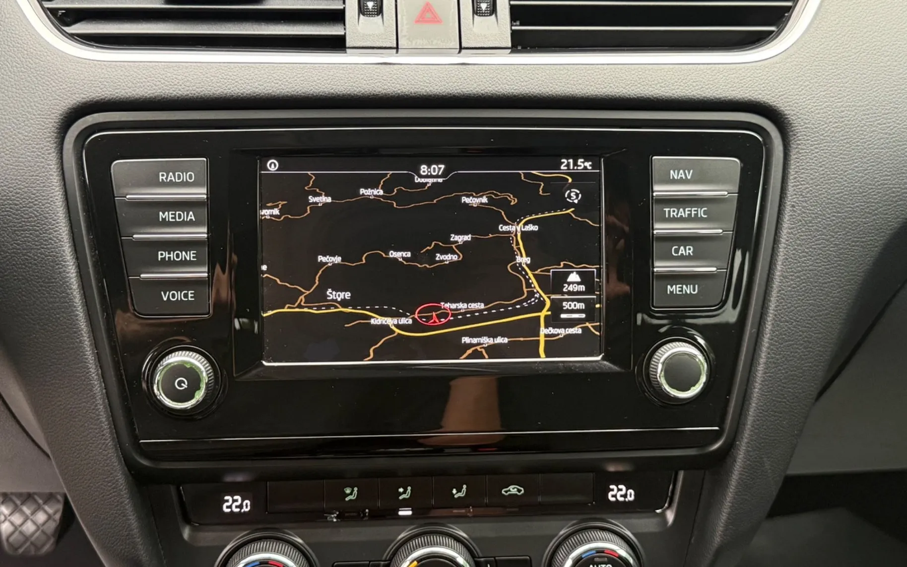 Notranja slika - Škoda Octavia - Combi 1.6-LIZING ZA TUJCE-ODLIČEN... - 11