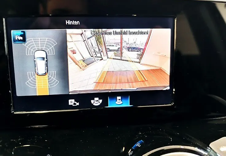 Zunanja slika - Mercedes-Benz GLB-Razred - 180 d URBAN PRO-KAMERA-NAVI-GRETJE-APPLE-DAB-VIDEO - 11