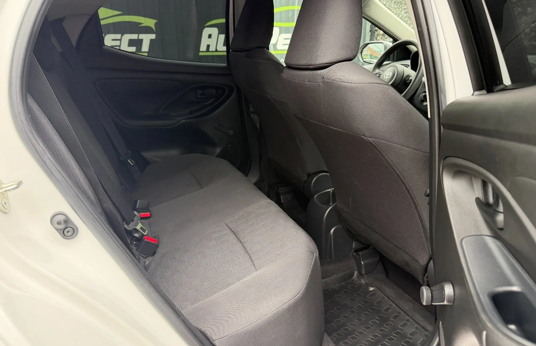 Zunanja slika - Toyota Yaris - 1.5 VVT-i|KAMERA|LANE|6.370KM... - 16