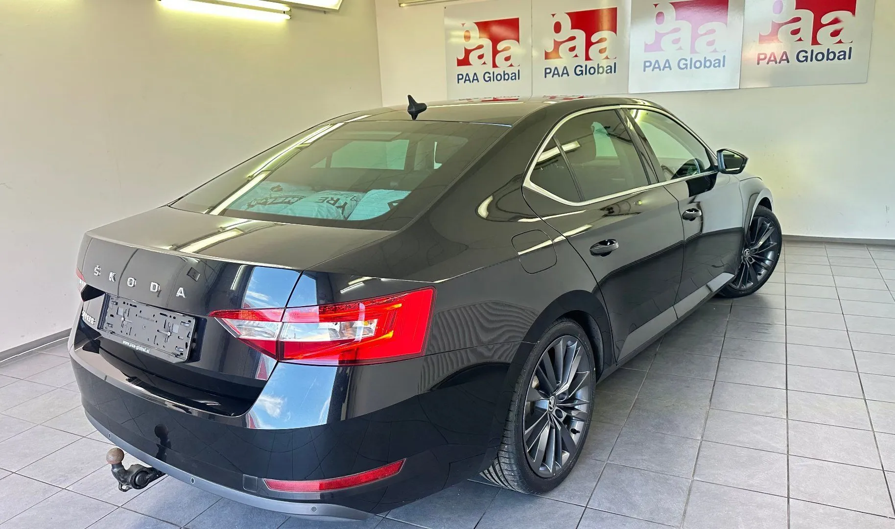 Zunanja slika - Škoda Superb - 2.0 TDI.NEMŠKI+4ALU.NAVI.LIMOZINA.TOP CENA - 1