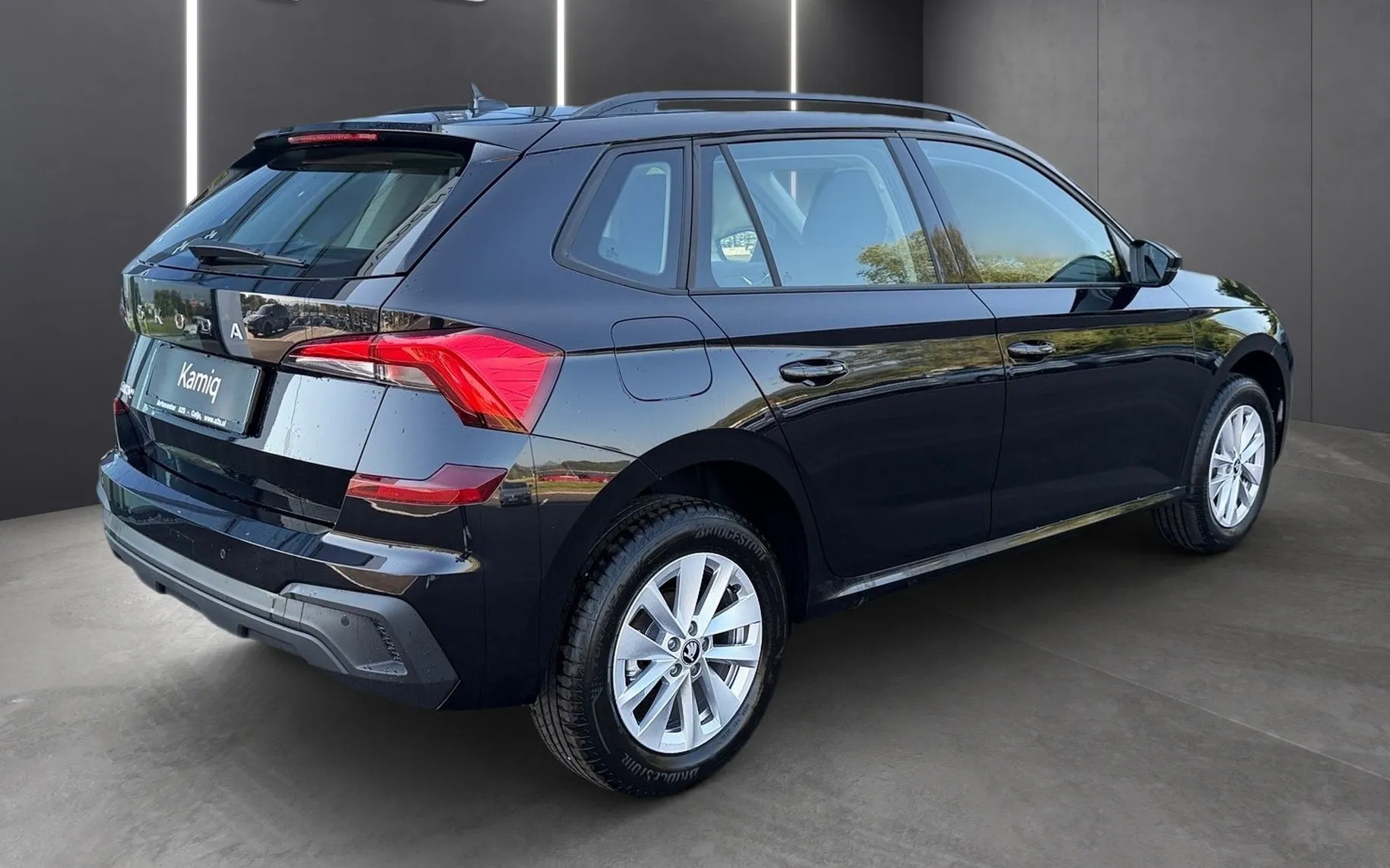 Zunanja slika - Škoda Kamiq - 1.0 TSI Easy DSG - 3