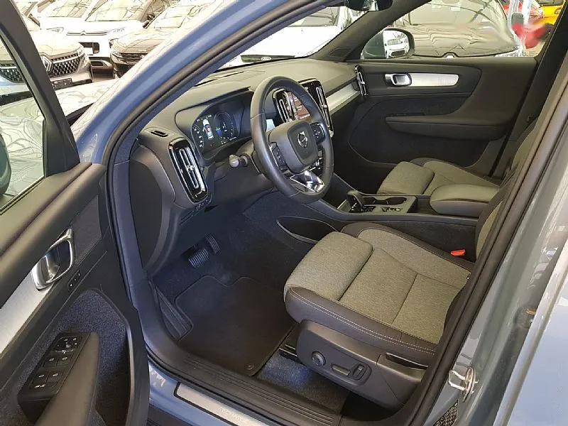 Zunanja slika - Volvo XC40 - T4 Recharge Twin Engine Inscription KAMERA PRIKLOP - 7