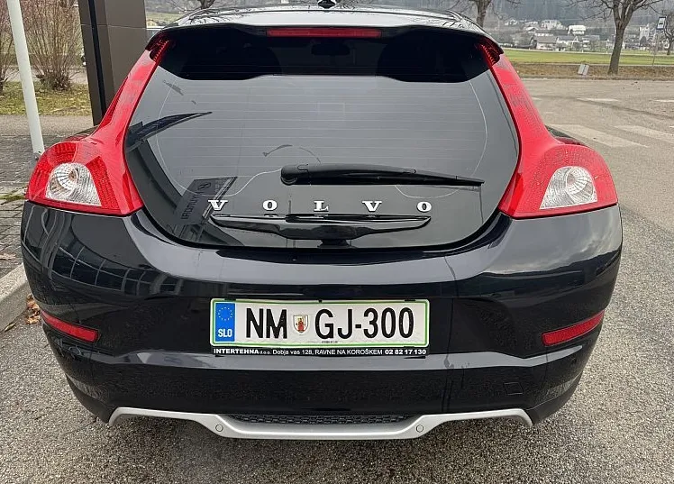Zunanja slika - Volvo C30 - DRIVe MOMENTUM +velik servis + letna platišča - 5