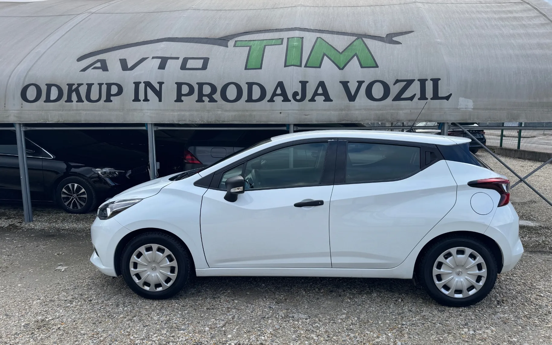 Zunanja slika - Nissan Micra - 1,0 Visia - 4