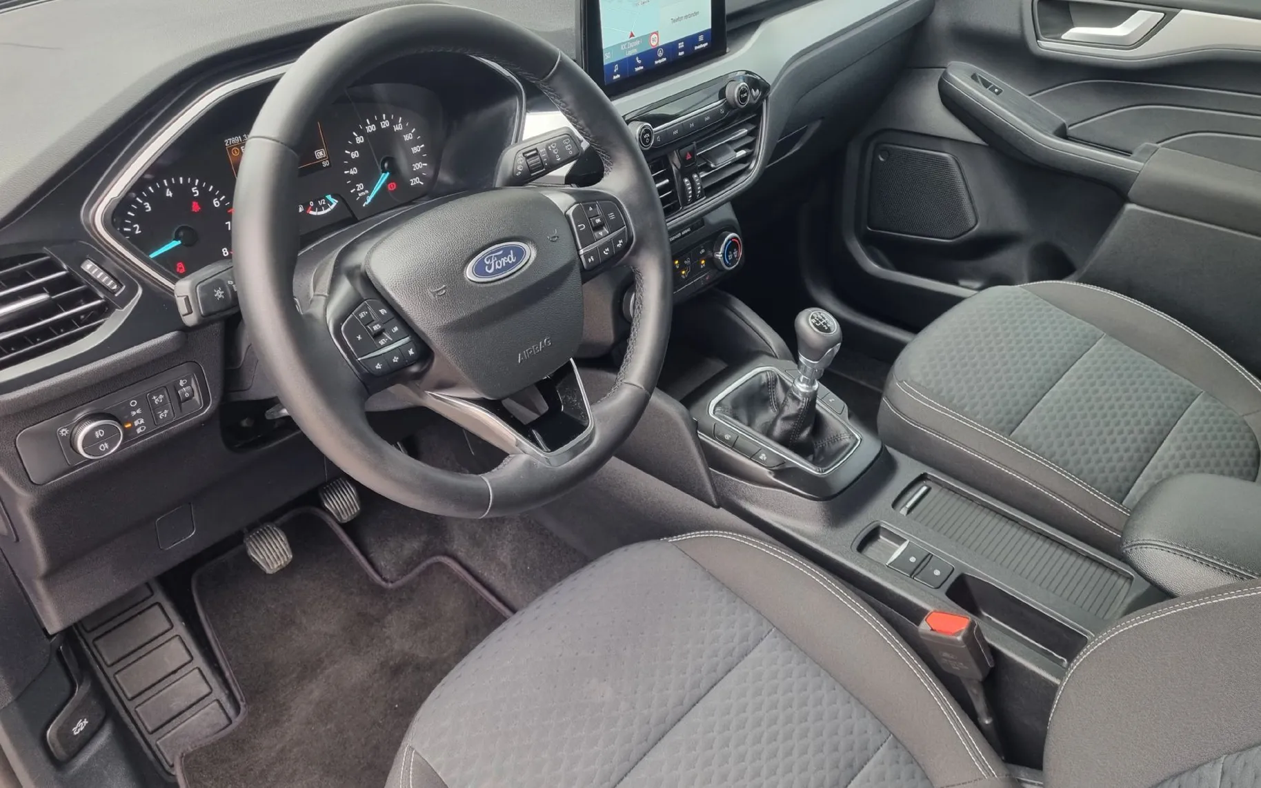 Zunanja slika - Ford Kuga - 1.5 EcoBoost - SAMO 27.891KM - NAVI-DAB-PDC-TEMP. - 7