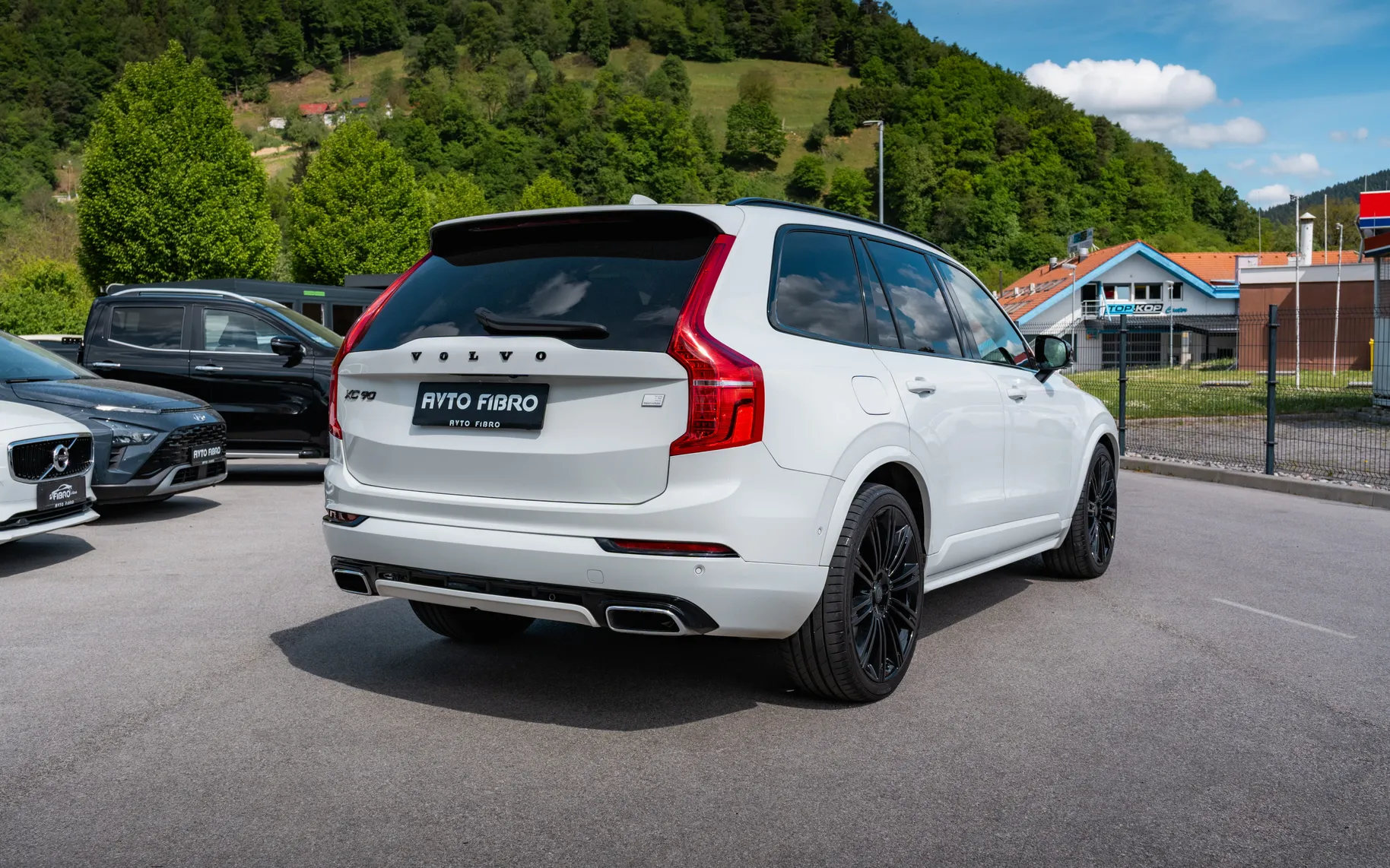 Zunanja slika - Volvo XC90 - T8 Recharge AWD R-Design Avt. - 5