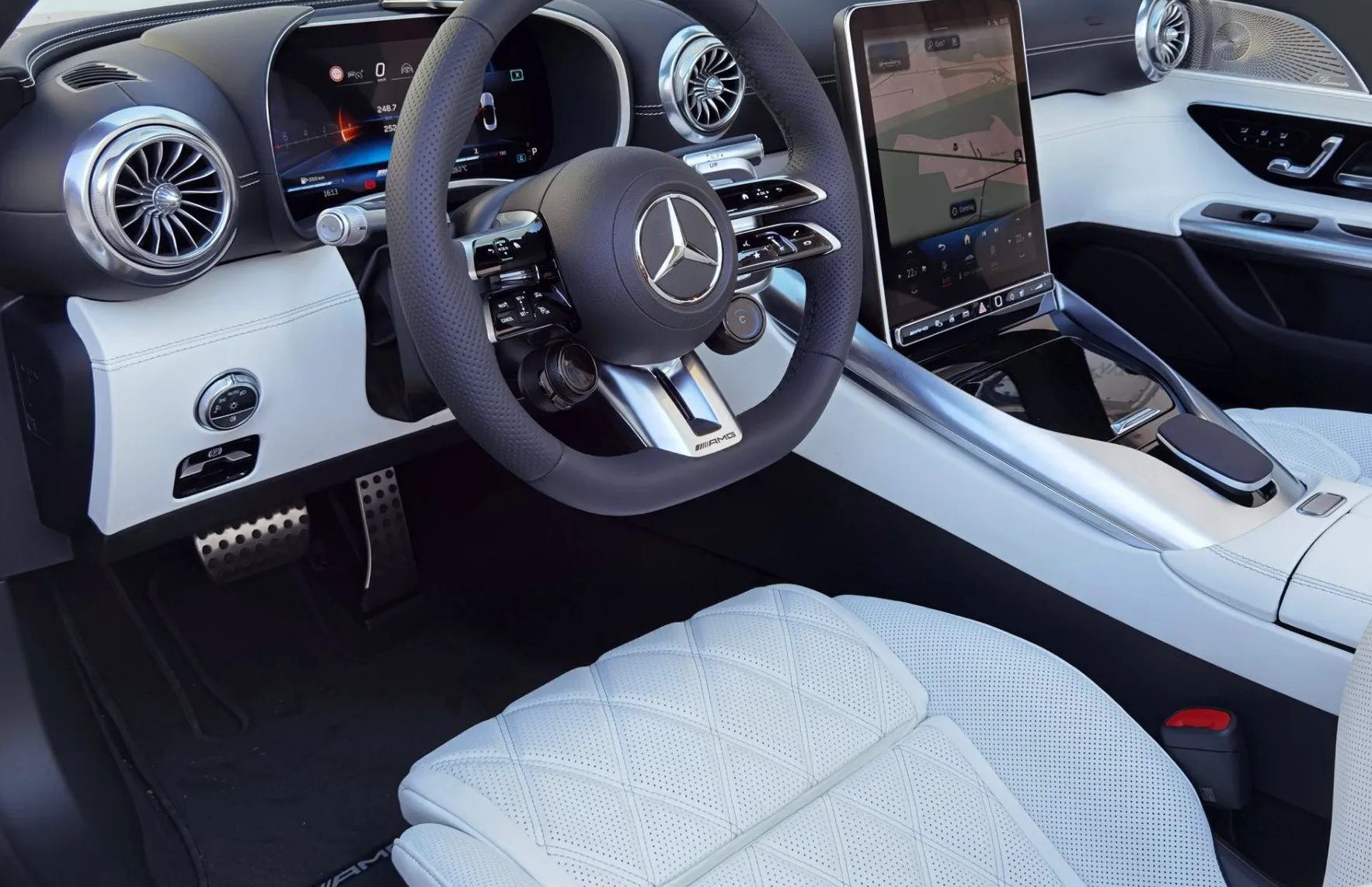 Zunanja slika - Mercedes-Benz SL-Razred - 63 AMG 4M+ DIGITAL-L•AERO•HLAJ-SED•HEAD•KAM360•21C - 6