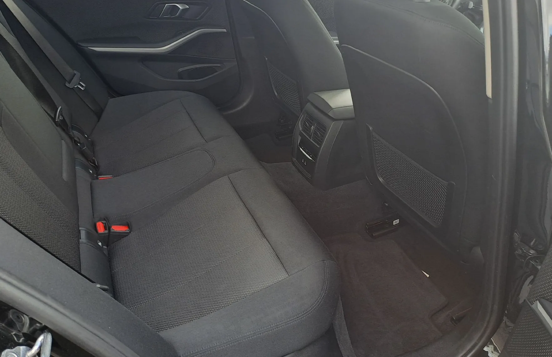 Zunanja slika - BMW Serija 3 - : 320E  A T - 6