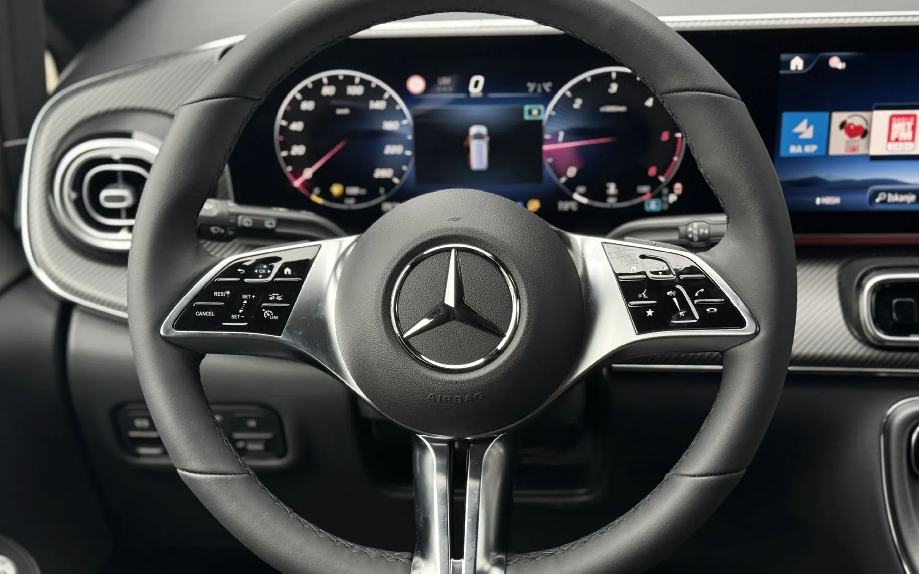 Zunanja slika - Mercedes-Benz V-Razred - V 300 d AVANTGARDE dolgi - 16