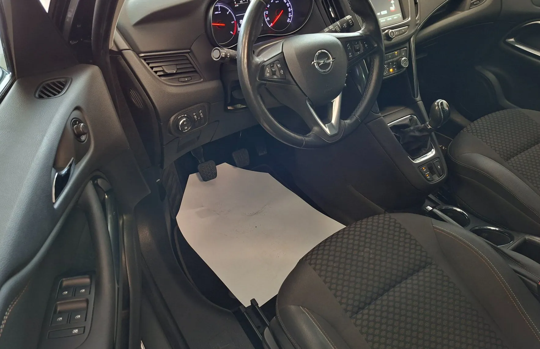 Zunanja slika - Opel Zafira - 1.6 CDTI Edition Start Stop-LED-PDC-KLJUKA-7 SEDEŽ - 7