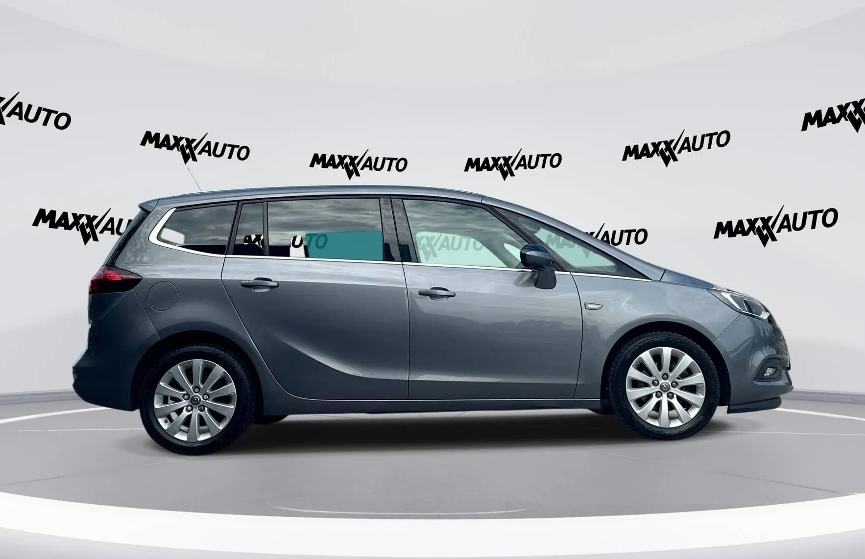 Zunanja slika - Opel Zafira - 1.4 Tourer... - 4