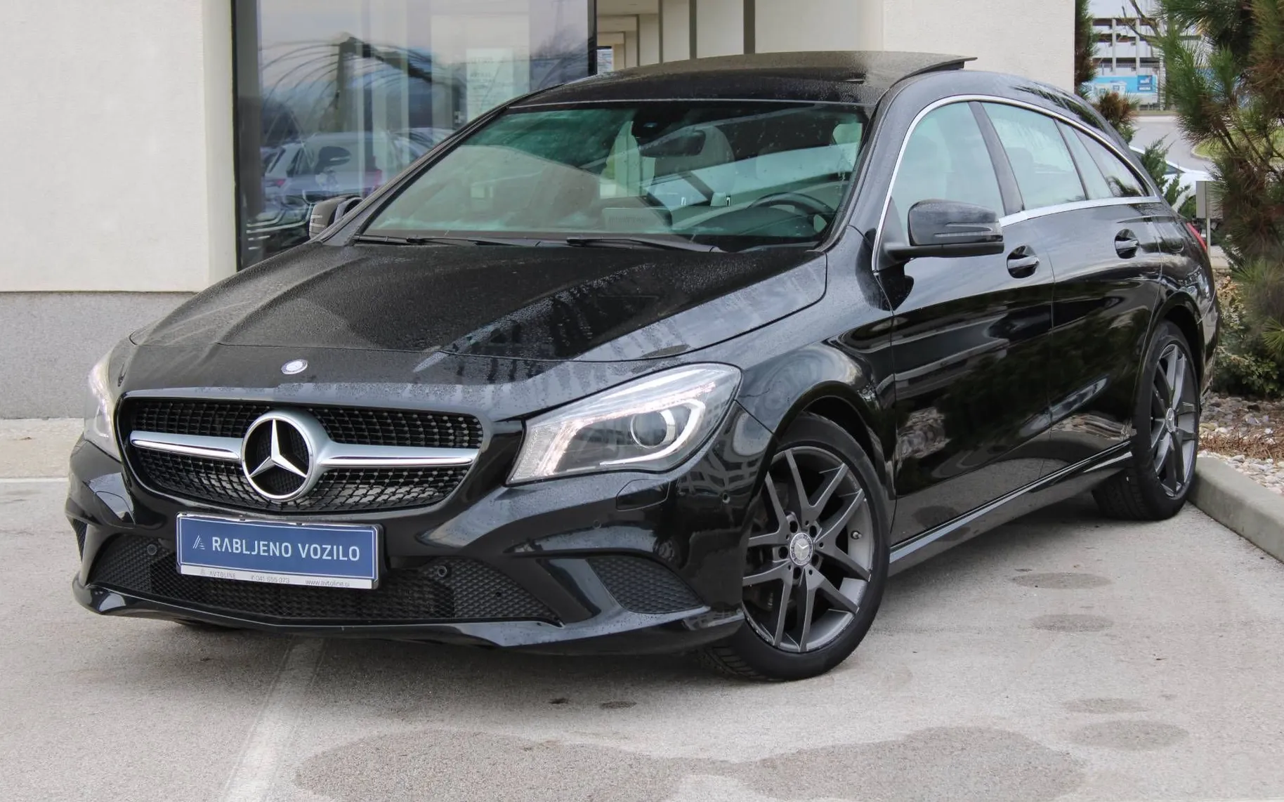 Zunanja slika - Mercedes-Benz CLA-Razred - CLA Shooting Brake CLA 200 d PANORAMA LED USNJE NAVI KAMERA... - 1