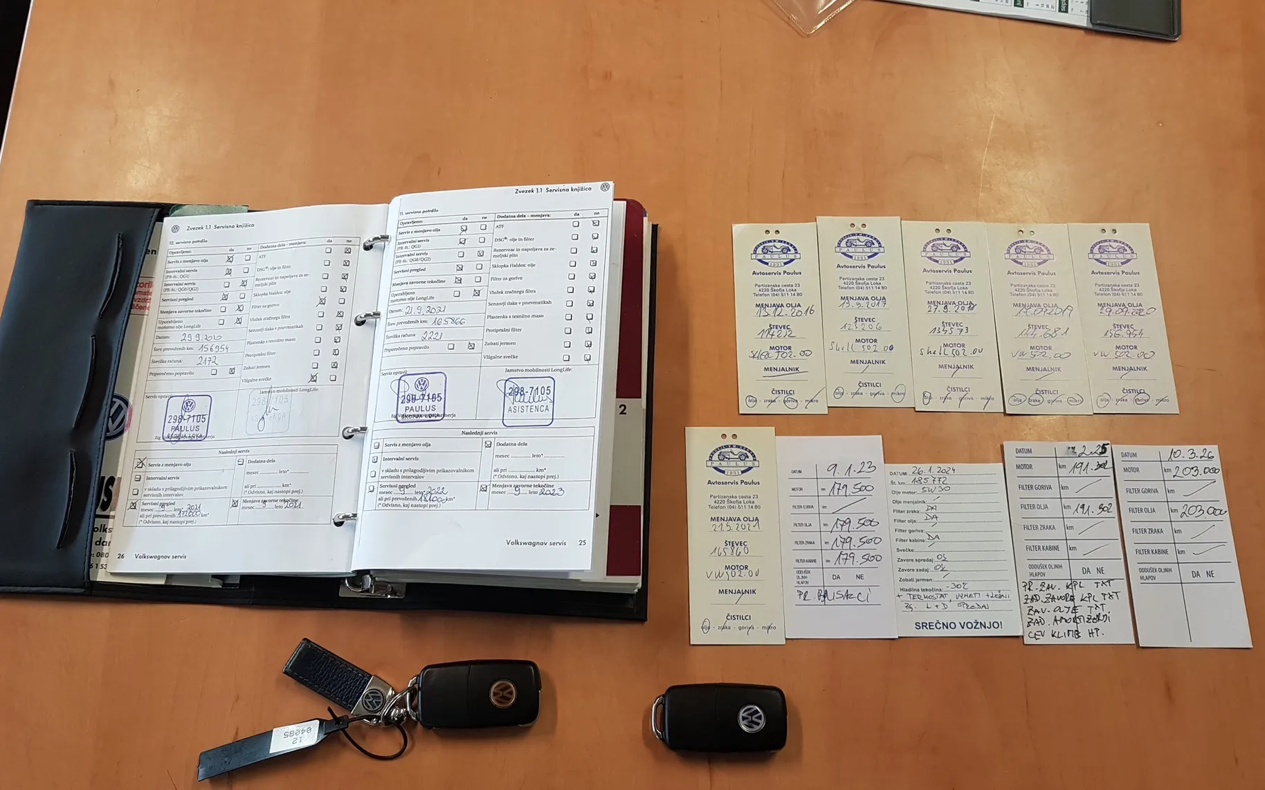 Zunanja slika - Volkswagen Golf - Edition 1.6 - SLO - 1. LASTNIK - 2