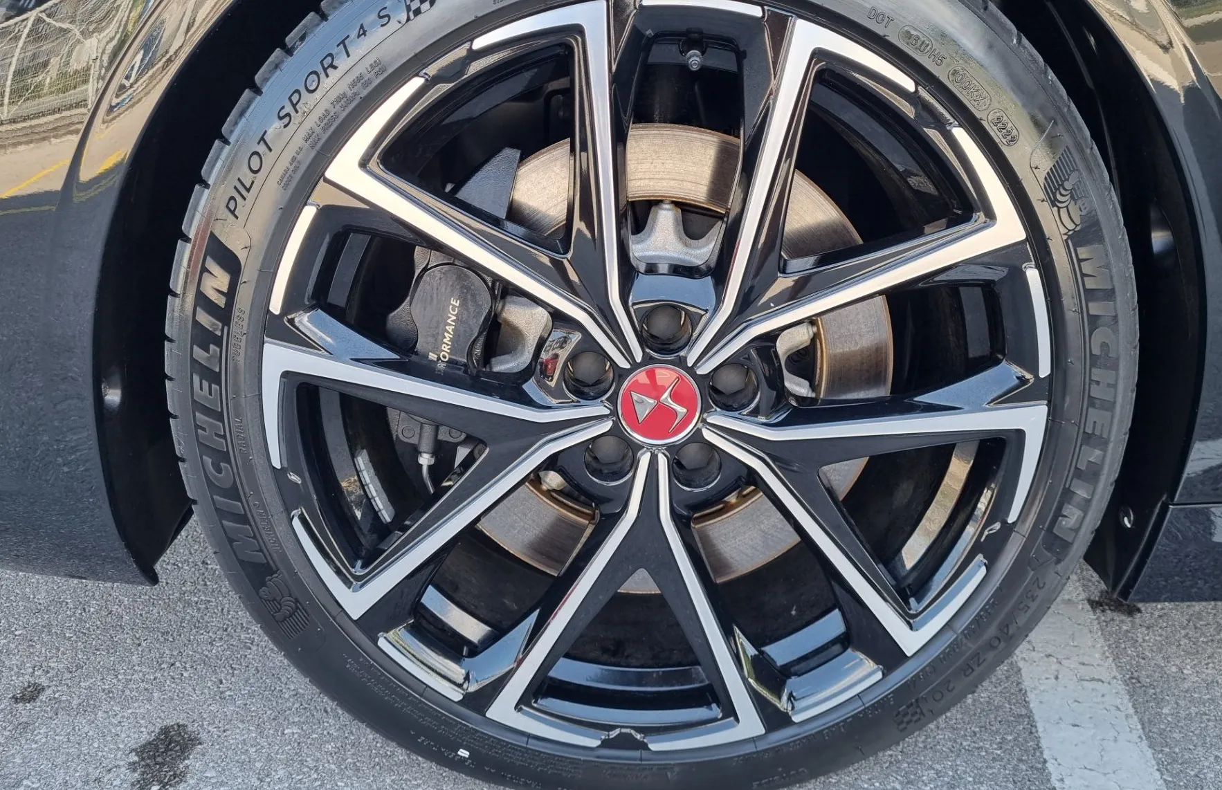 Zunanja slika - DS DS 9 - 1.6 PHEV PERFORMANCE LINE+ 360 4X4 - 13