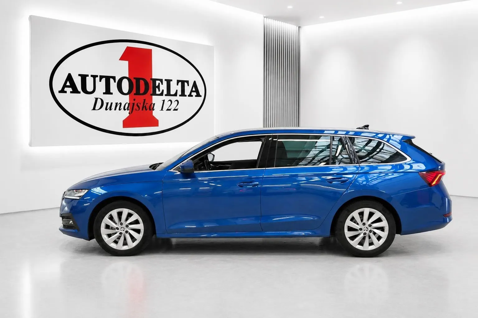 Zunanja slika - Škoda Octavia - Combi 2.0 TDI Style DSG... - 3