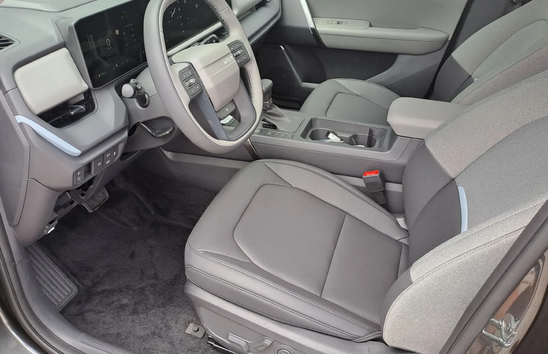 Zunanja slika - KIA Seltos - 1.6 T-GDi EX STYLE DCT 2WD - 4