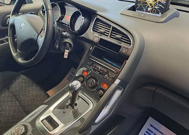 Zunanja slika - Peugeot 3008 - 1.6 e-HDi 115 AVT. KOT NOV-KREDIT BREZ POLOGA... - 7
